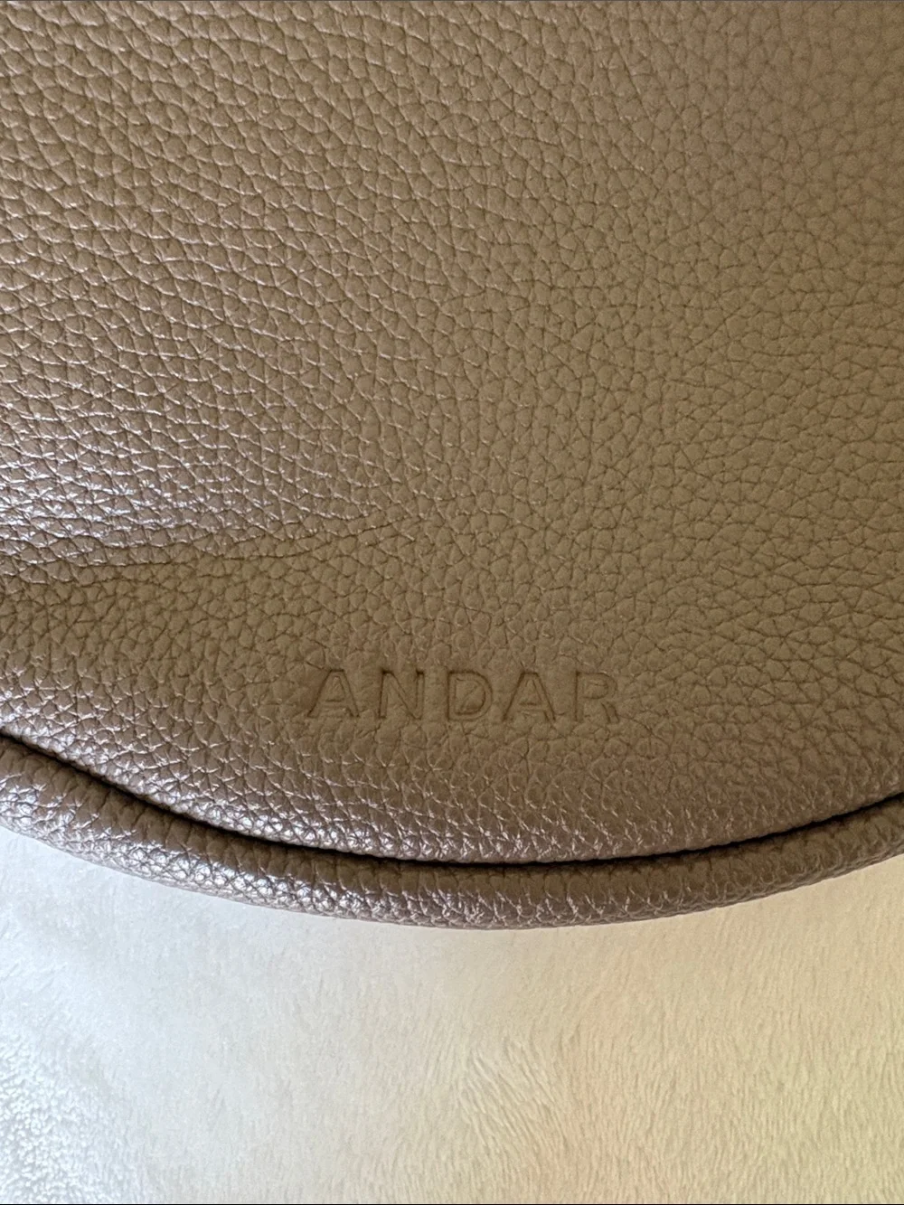 Andar brown leather